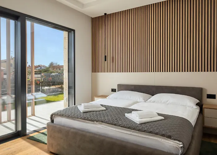 Villa Levita With Pool Porec