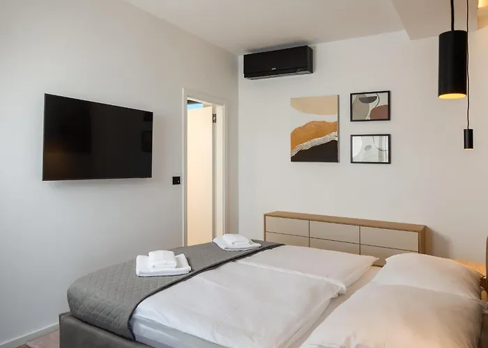 Levita With Pool Villa