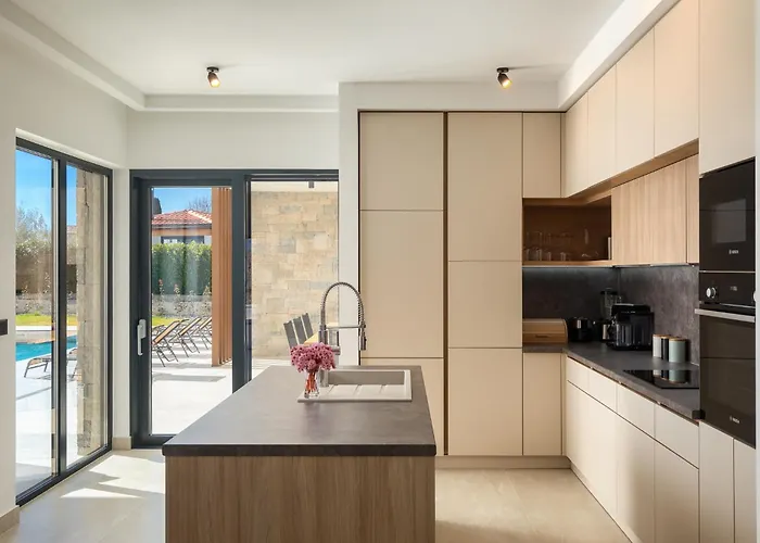 빌라 Levita With Pool *