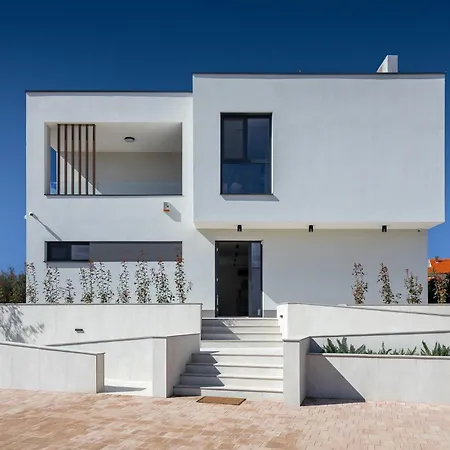 New 2024! Levita With Pool Villa Porec