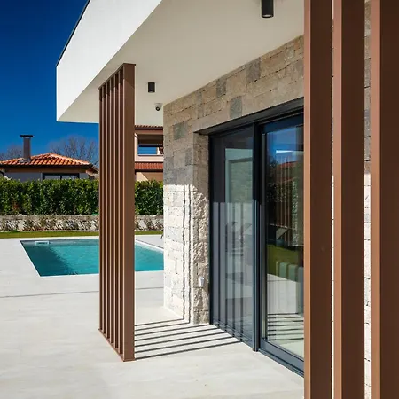 Βίλα Levita With Pool *