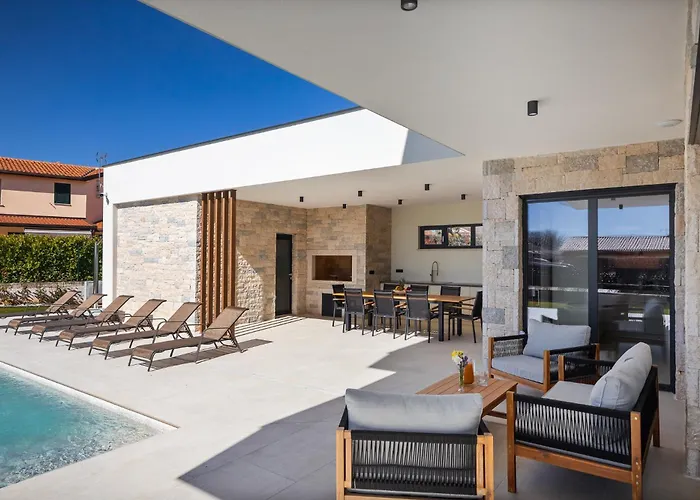 Levita With Pool * Πόρετς