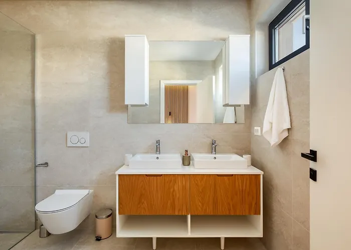 Βίλα Levita With Pool *