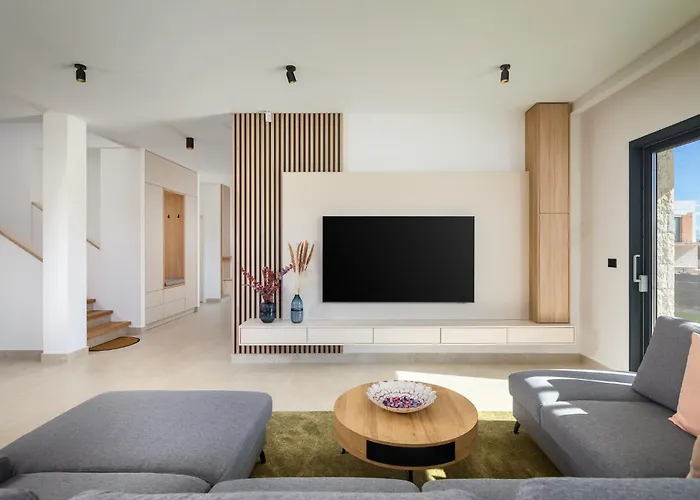 Βίλα Levita With Pool Πόρετς