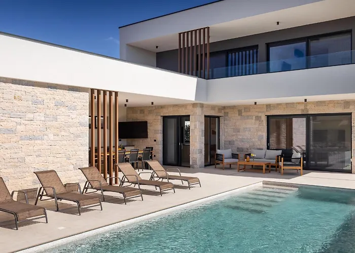 Levita With Pool Βίλα *